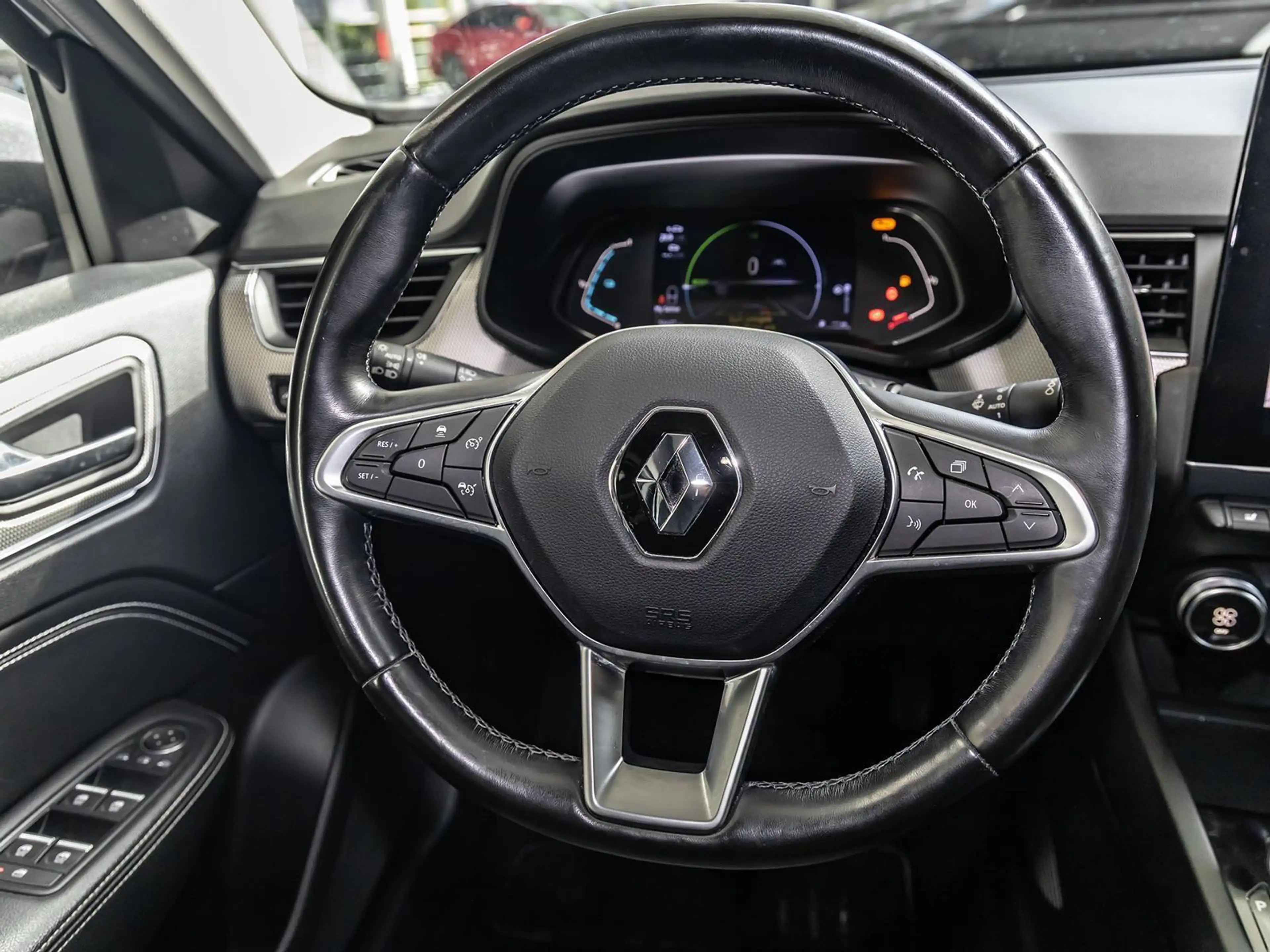 Renault Arkana E-TECH 145 EDC Intens LED NAVI SHZ KAMERA — photo 11