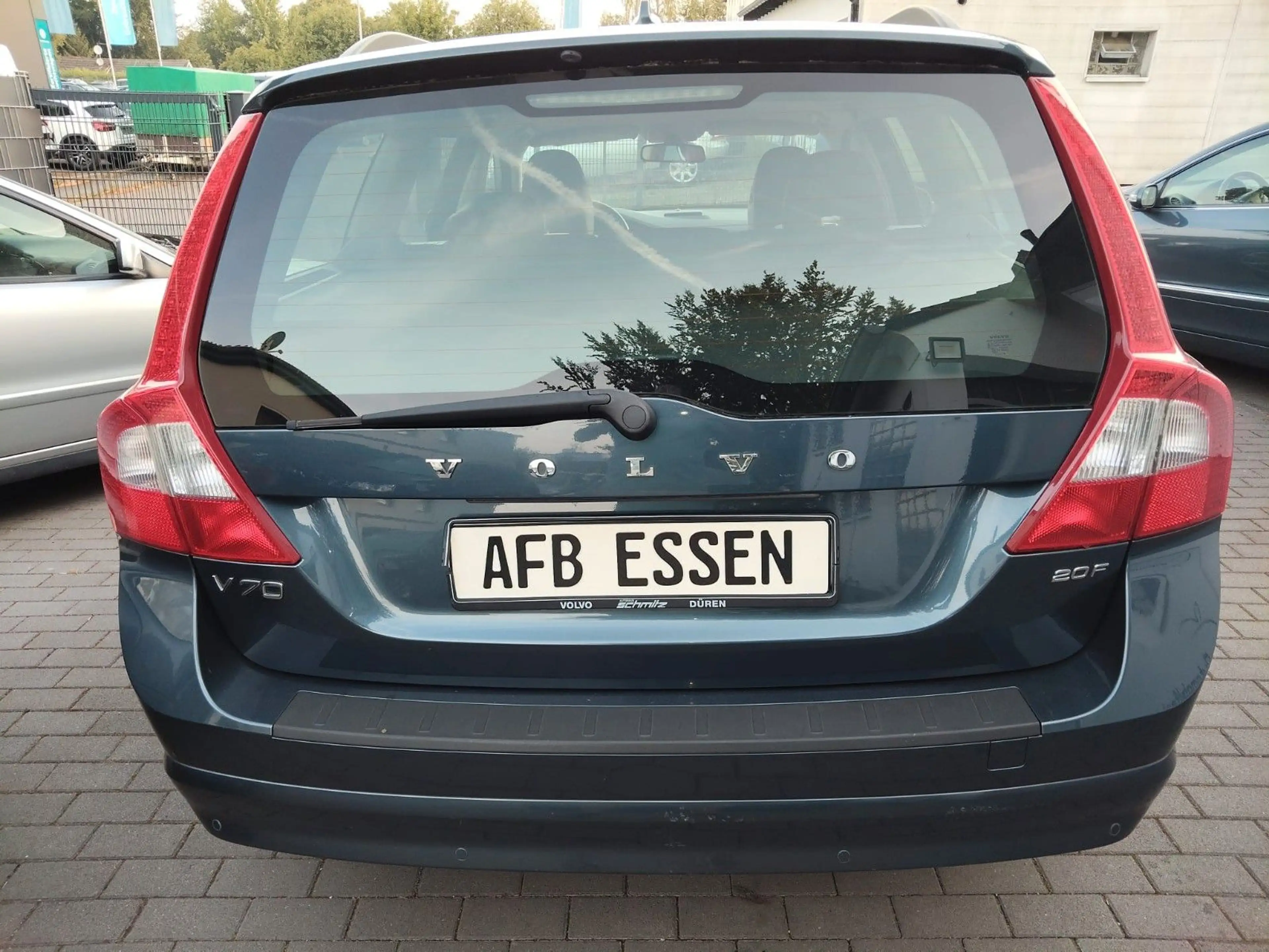Volvo V70 - Leder - Scheckheft - Insp.+TÜV neu — photo 9
