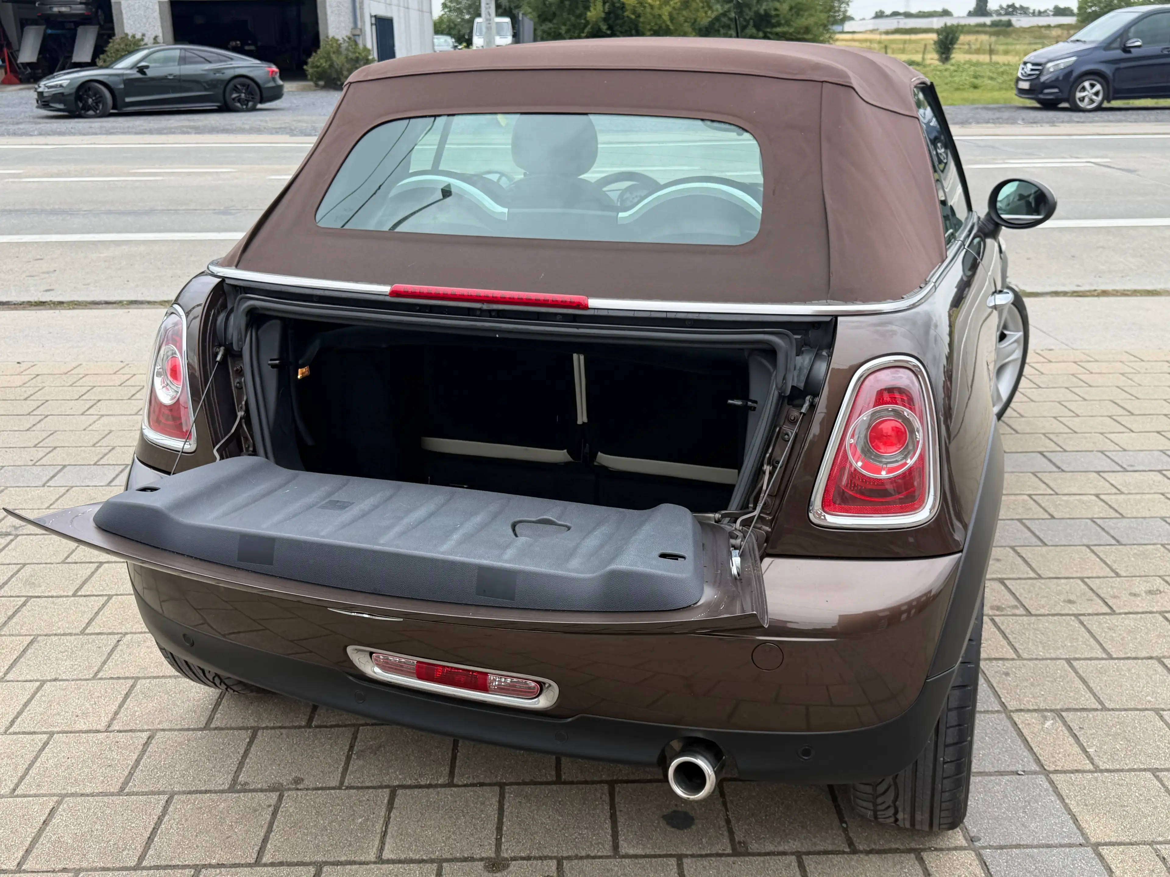 MINI Cooper D Cabrio Mini Cabriolet 2.0 D Cooper DPF — photo 7
