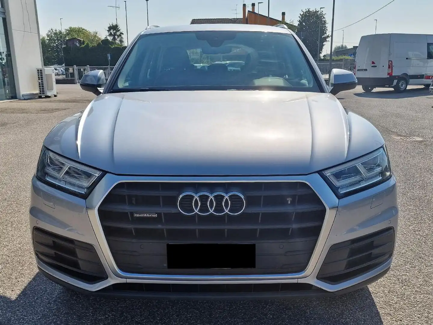 Audi Q5 40 2.0 tdi Business Quattro 190cv STronic Grigio - 2