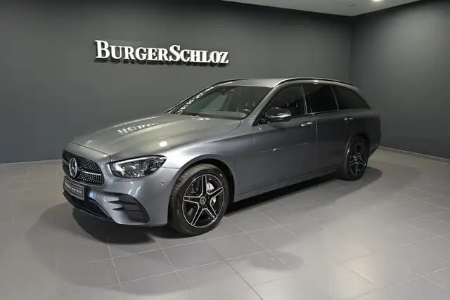 Mercedes-Benz E 300 T de 4M AMG/NAVI/MULTIB./KAMERA