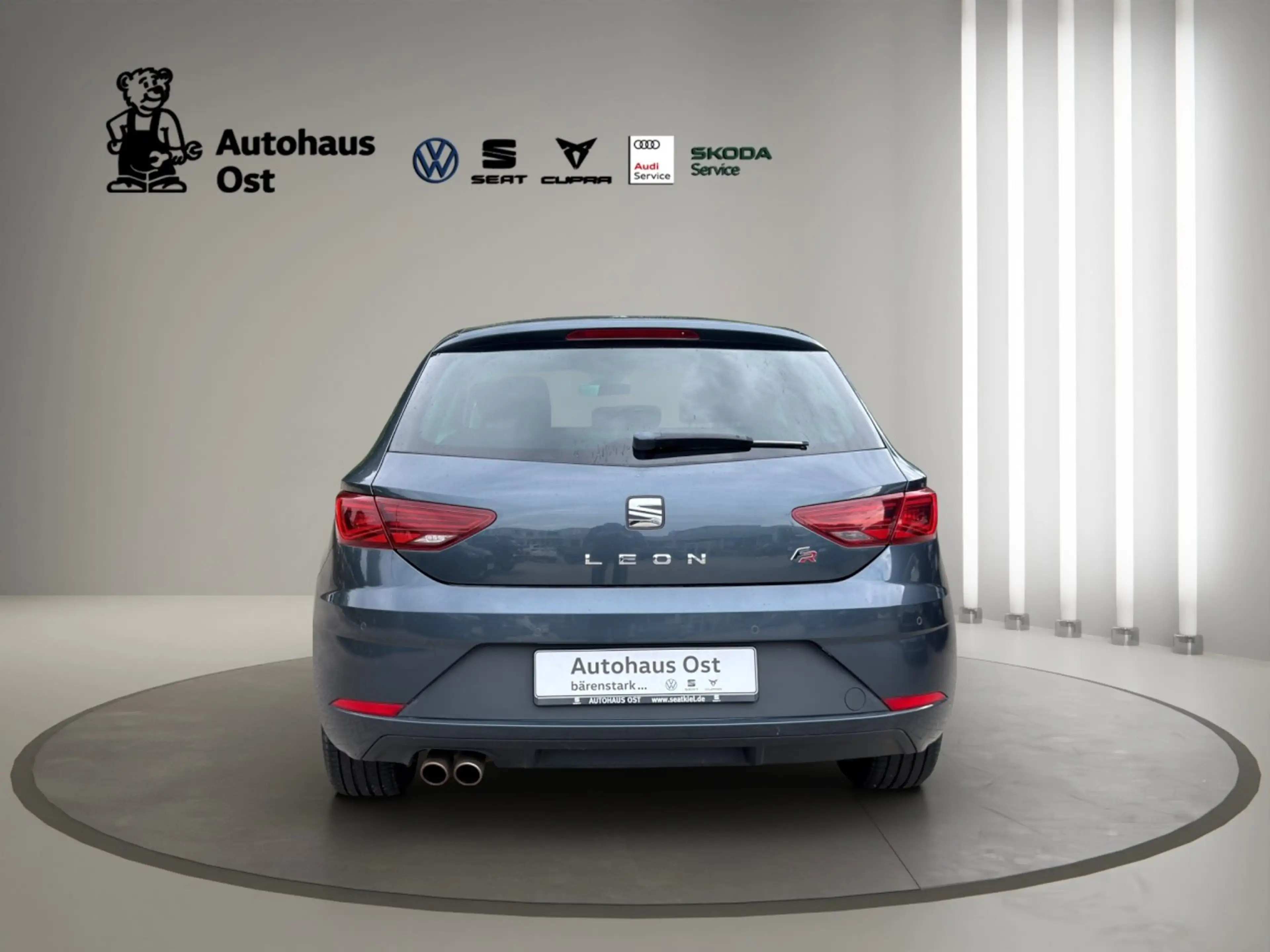 SEAT Leon 2.0 TSI DSG FR LED Full-Link Klima Navi — photo 5