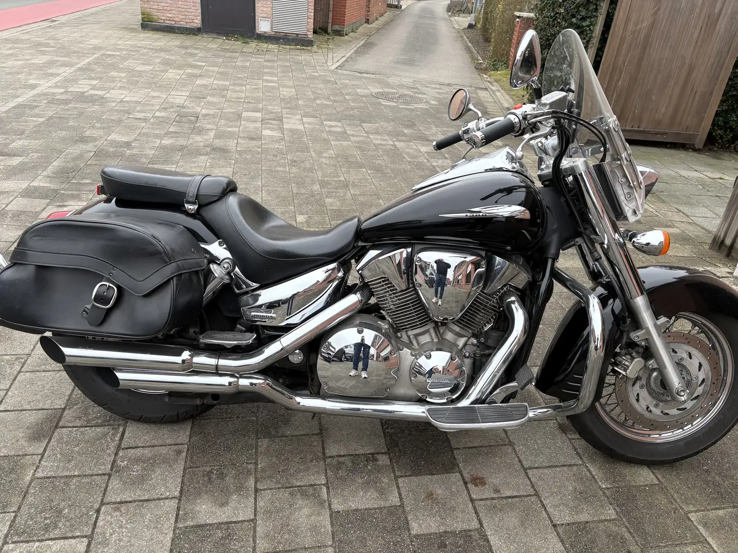 Honda VTX 1300 Negro - 2
