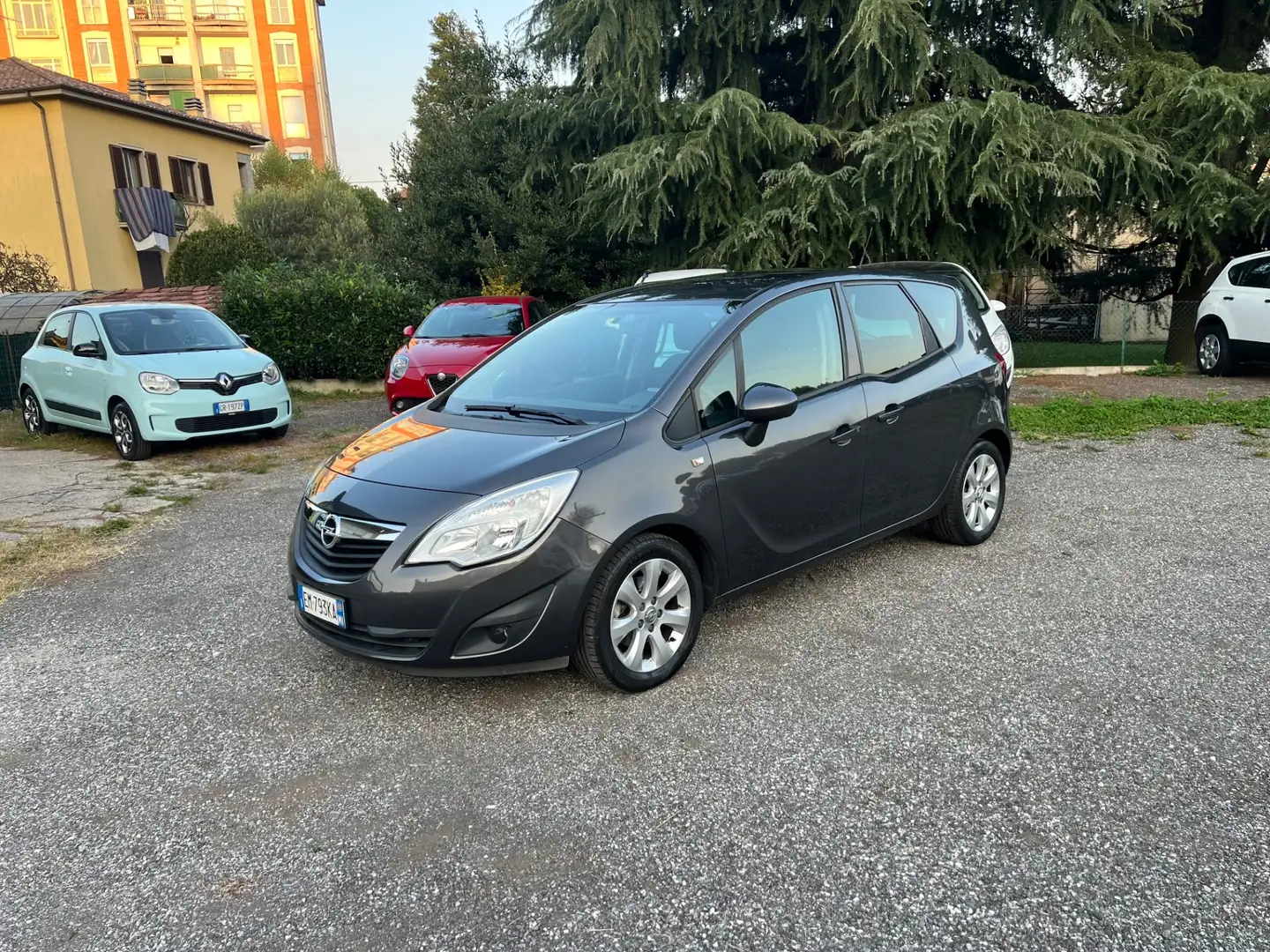 Opel Meriva Meriva 1.4 Turbo 120CV GPL Tech Cosmo Gris - 1