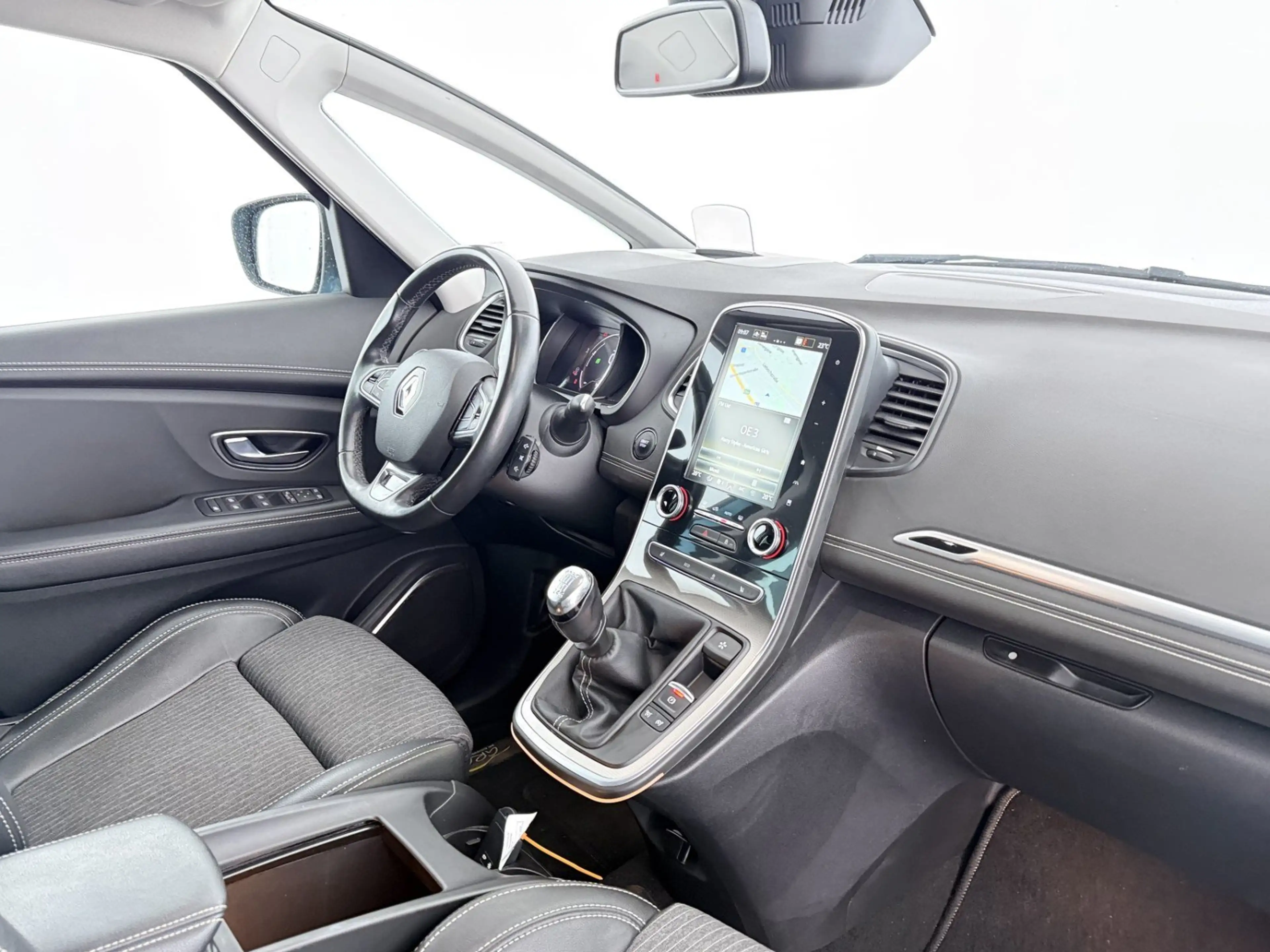 Renault Scenic IV 1.3 TCe Grand Intens LED LEDER NAVI PDC — photo 14