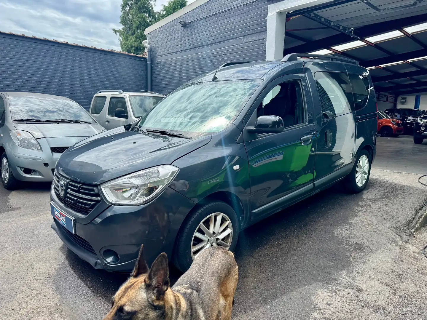 Dacia Dokker 1.5 Blue dCi (EU6.2) avec car-pass Gris - 1