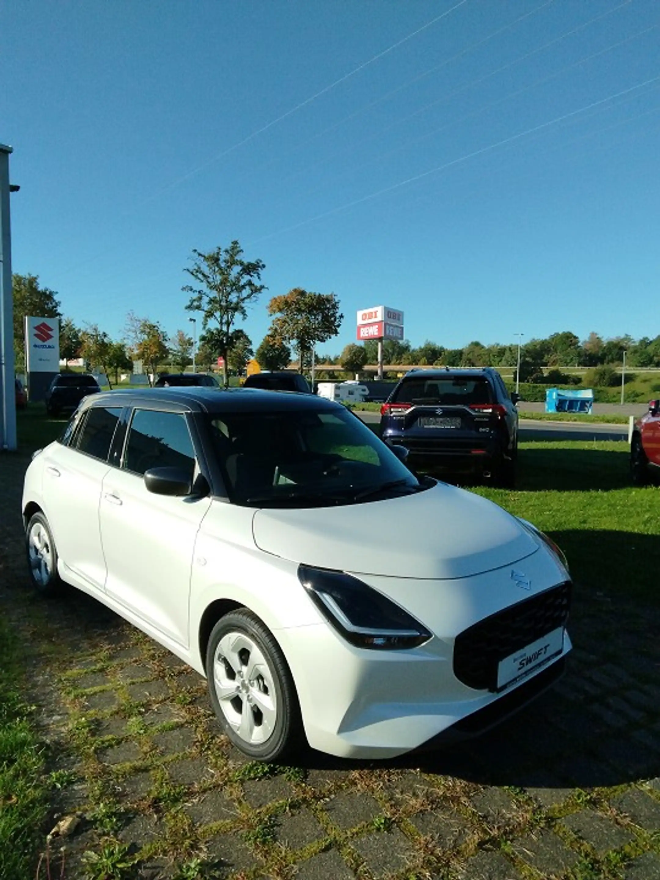 Suzuki Swift 1.2 Comfort Hybrid — photo 8