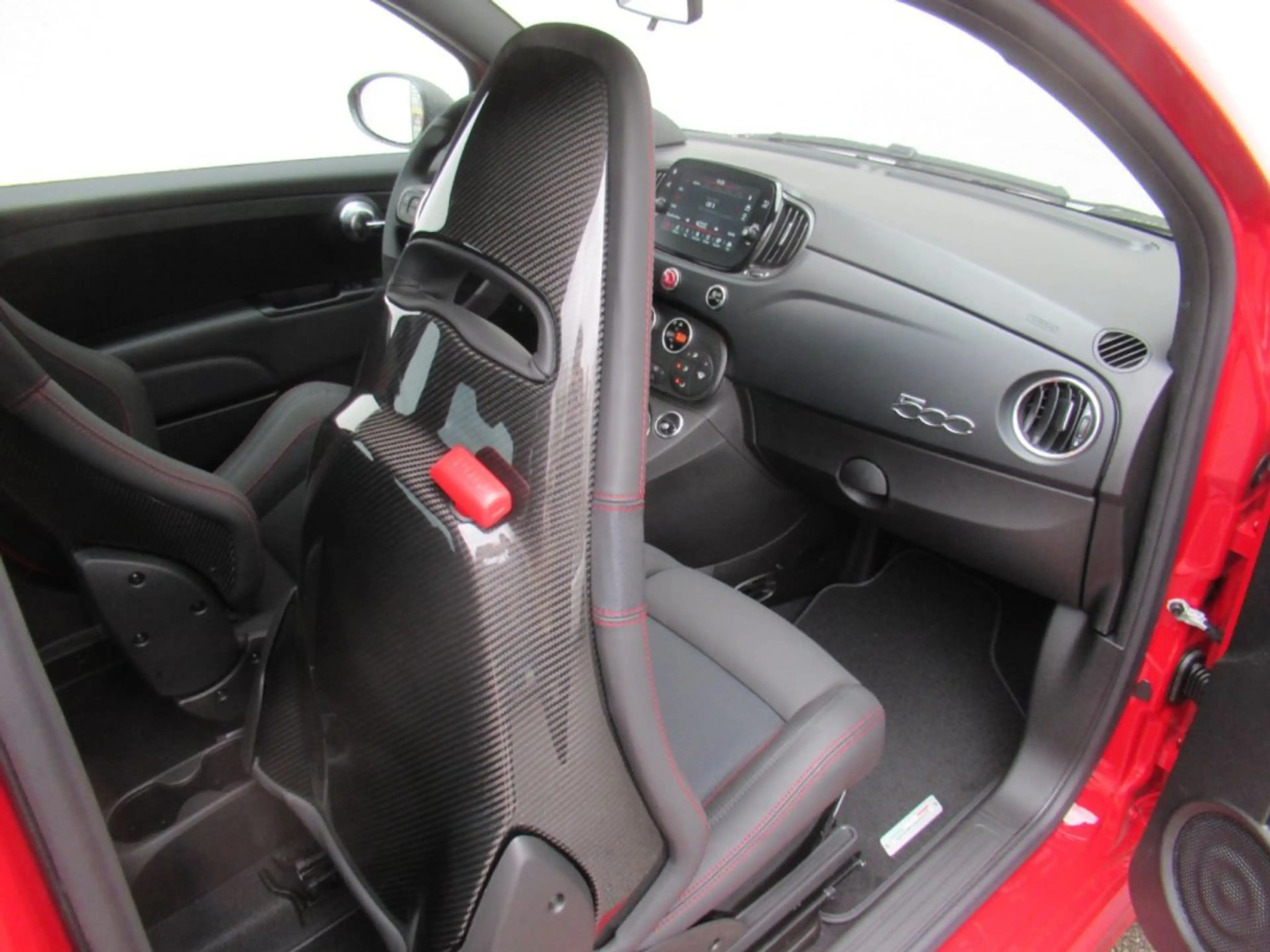 Abarth 695 COMPETIZIONE 180 — photo 11