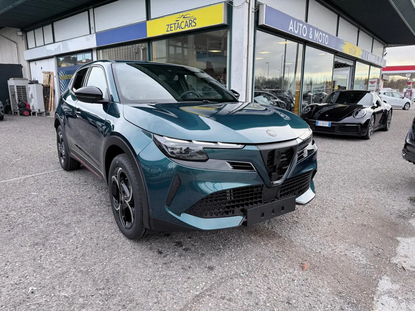 Alfa Romeo Junior 1.2 ibrida Speciale 145cv edct6 Blu/Azzurro - 1