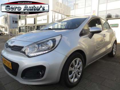 Kia Rio 1.2 CVVT Plus Pack 5drs airco ,ledverlichting ,nav