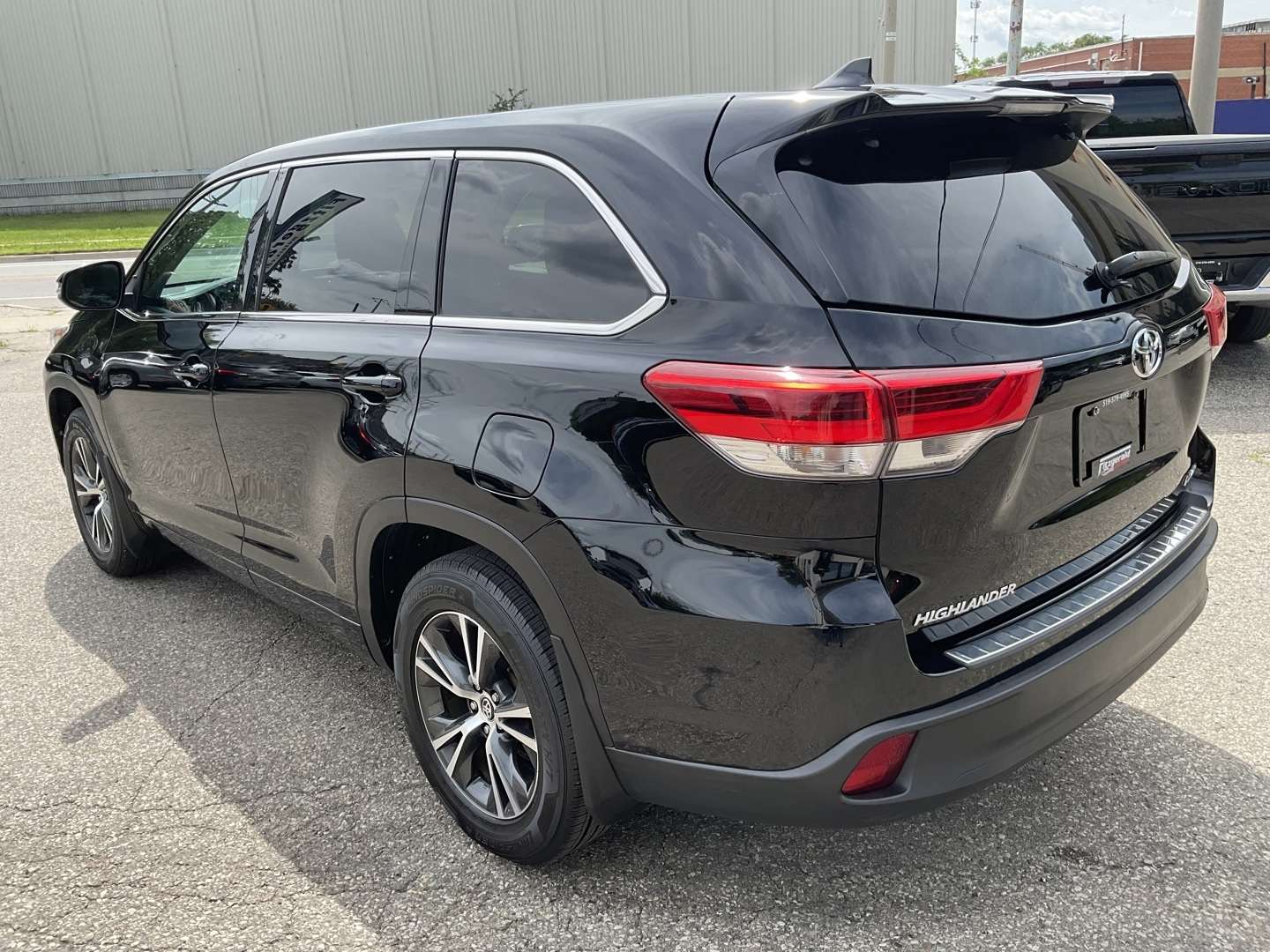 2017 Toyota Highlander LE Plus AWD V6 - BACK-UP CAM! SAFETY SENSE! HTD SE — снимка 1