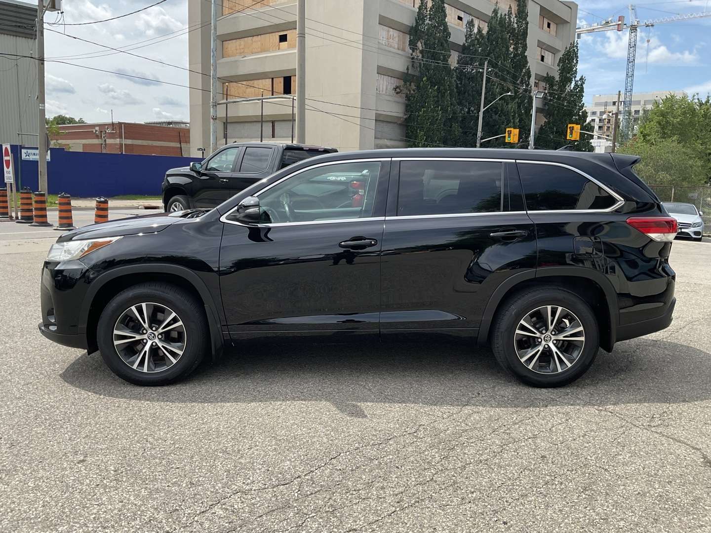 2017 Toyota Highlander LE Plus AWD V6 - BACK-UP CAM! SAFETY SENSE! HTD SE — снимка 1