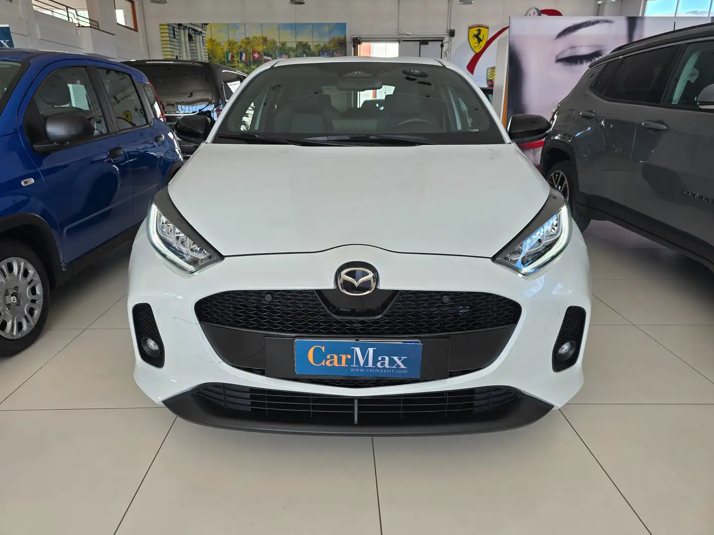 Mazda 2 1.5 Hybrid Homura ***SOLO 13.000KM*** Bianco - 2