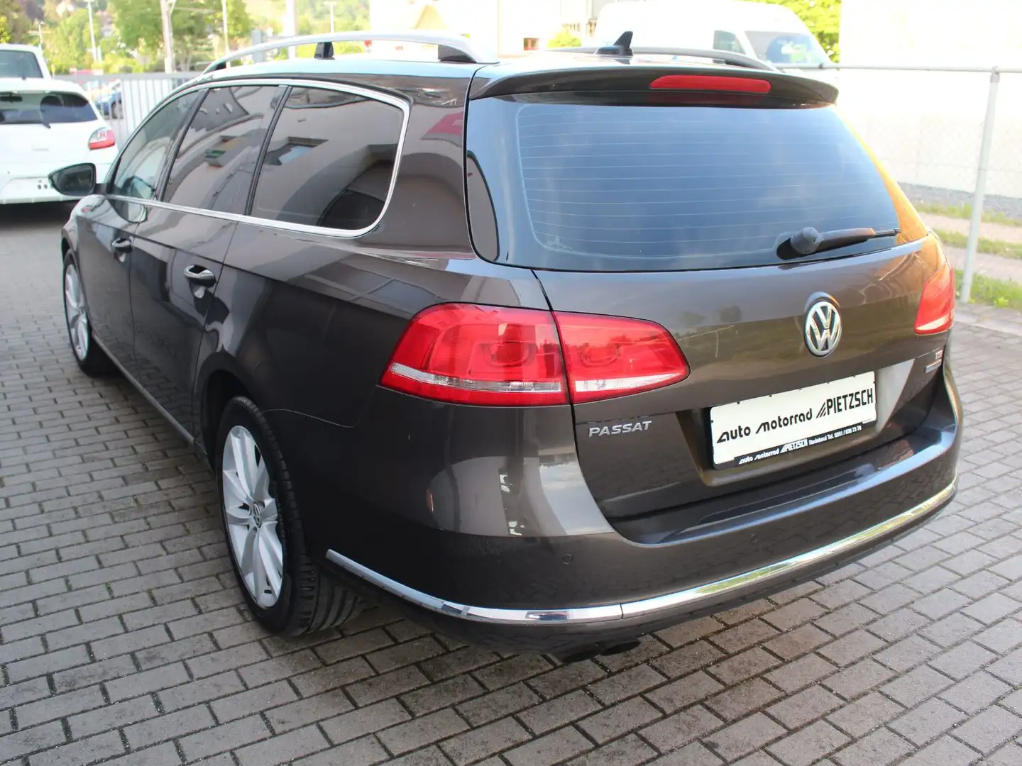 Volkswagen Passat Variant Highline BlueMotion 1.4 TSI Leder Noir - 2