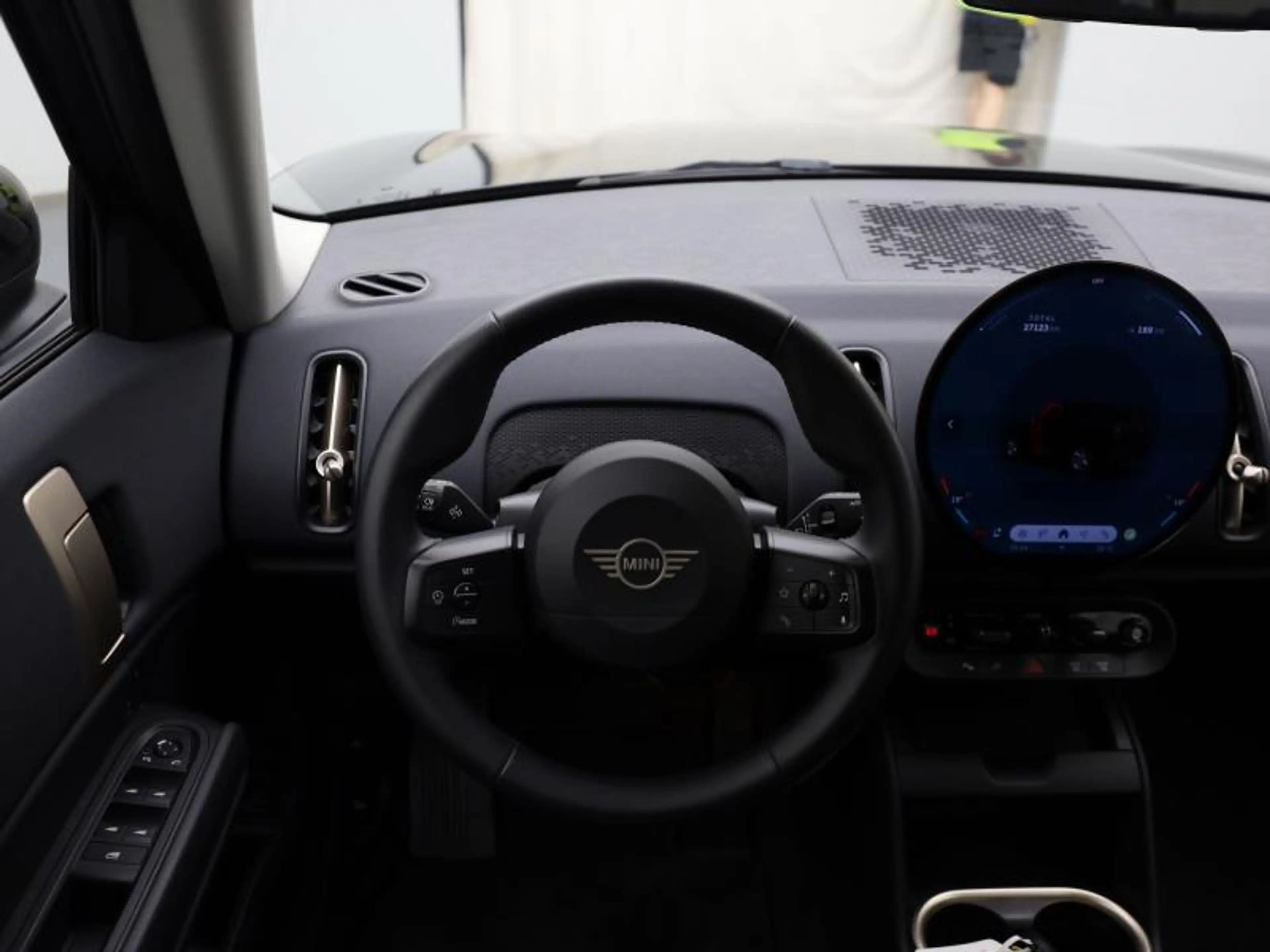MINI Cooper SE Countryman electric - led - navi — photo 9