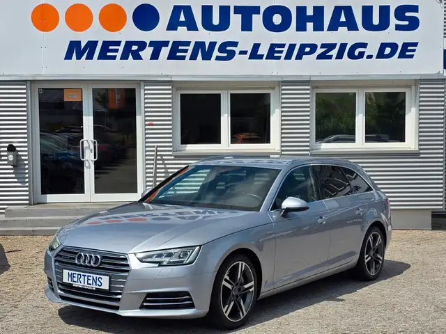 Audi A4 Avant Aut. quat. S line Matrix an Gewerbe