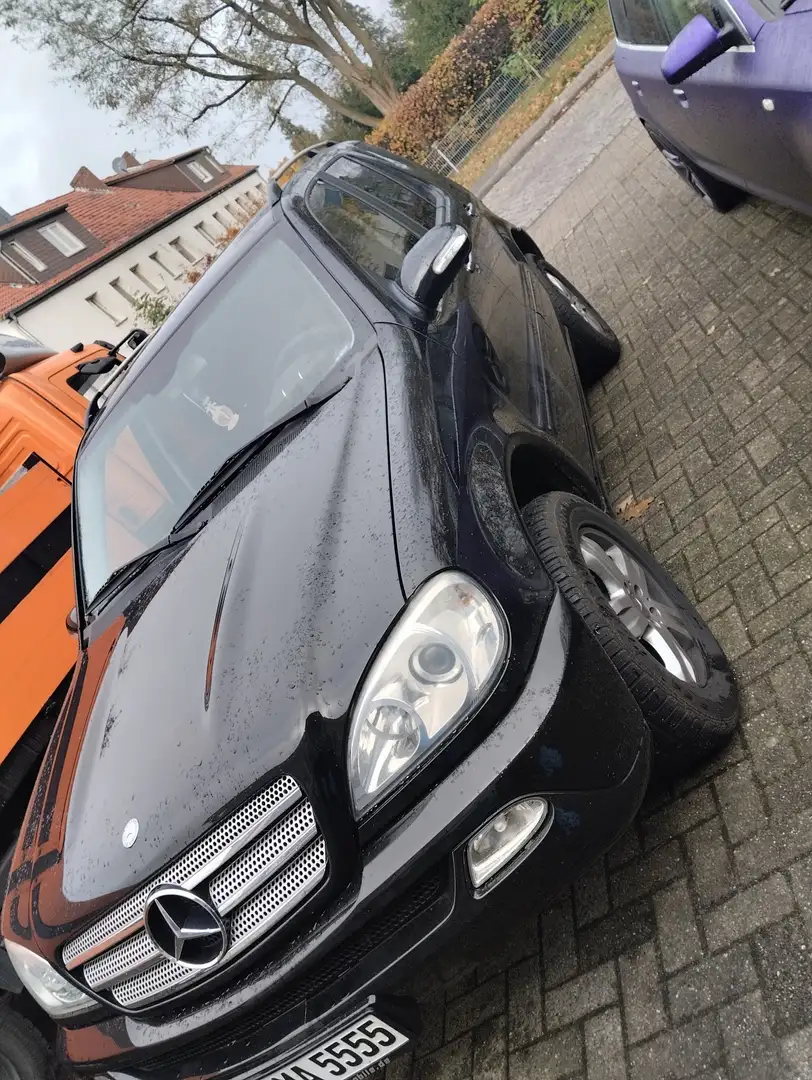 Mercedes-Benz ML 350 Final Edition Black - 1