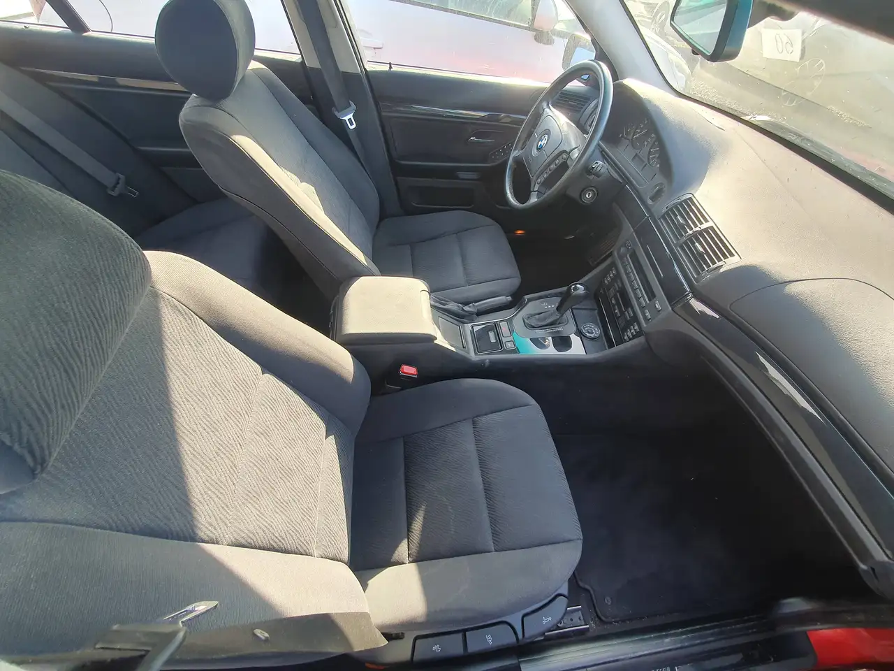 BMW 523i, foto 7