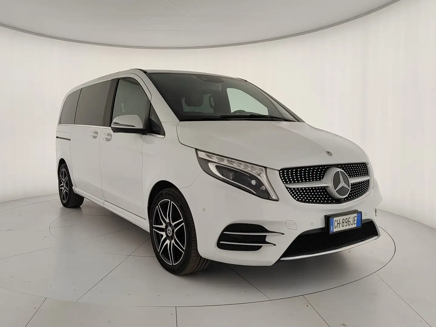 Mercedes-Benz V W447 2019 Compact 300 d Premium auto Bianco - 1