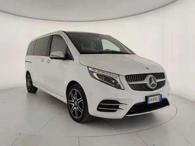 Mercedes-Benz V W447 2019 Compact 300 d Premium auto