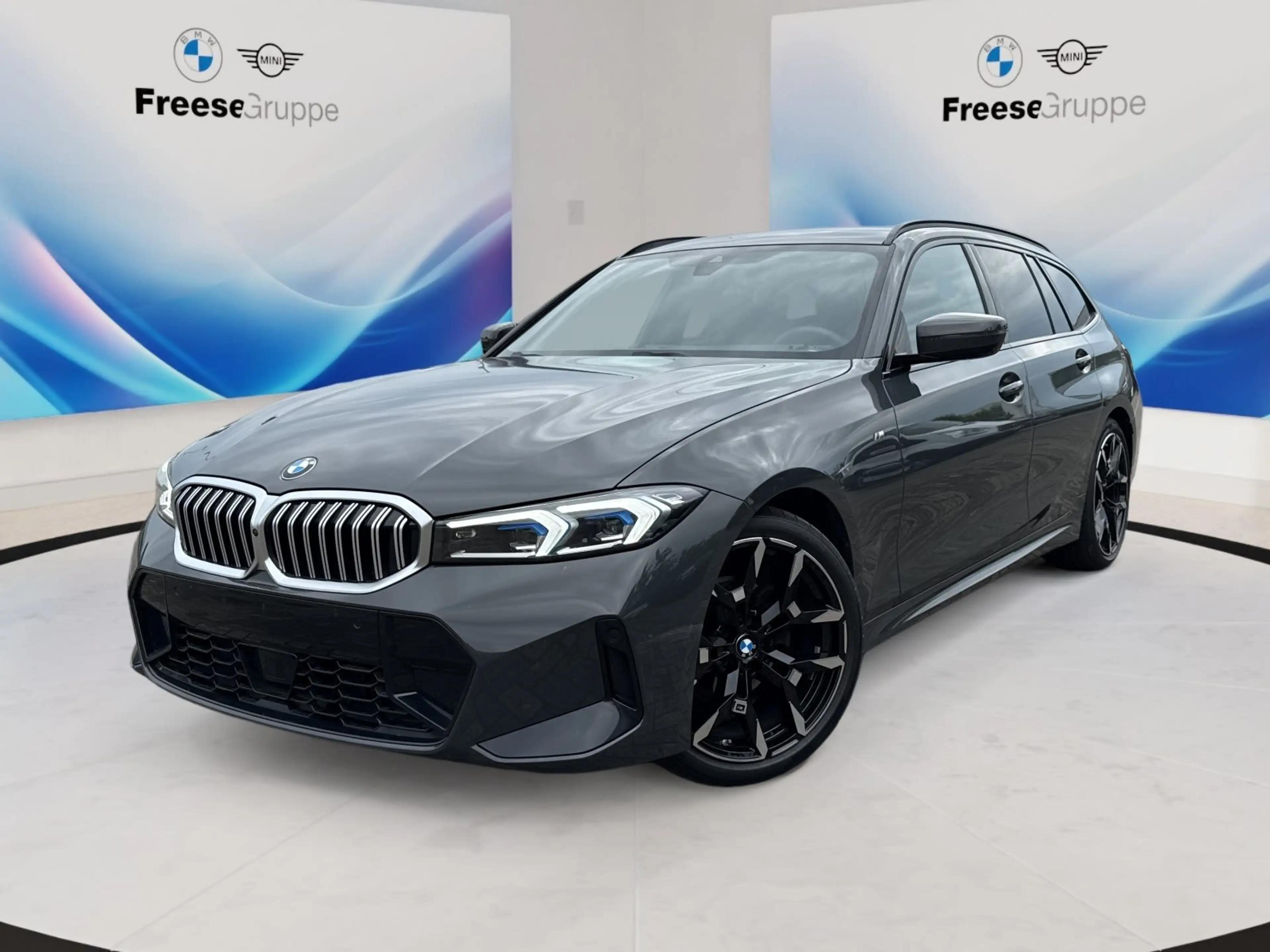 BMW 320 i Touring 360° HEAD-UP RFK HIFI LORDOSE LED