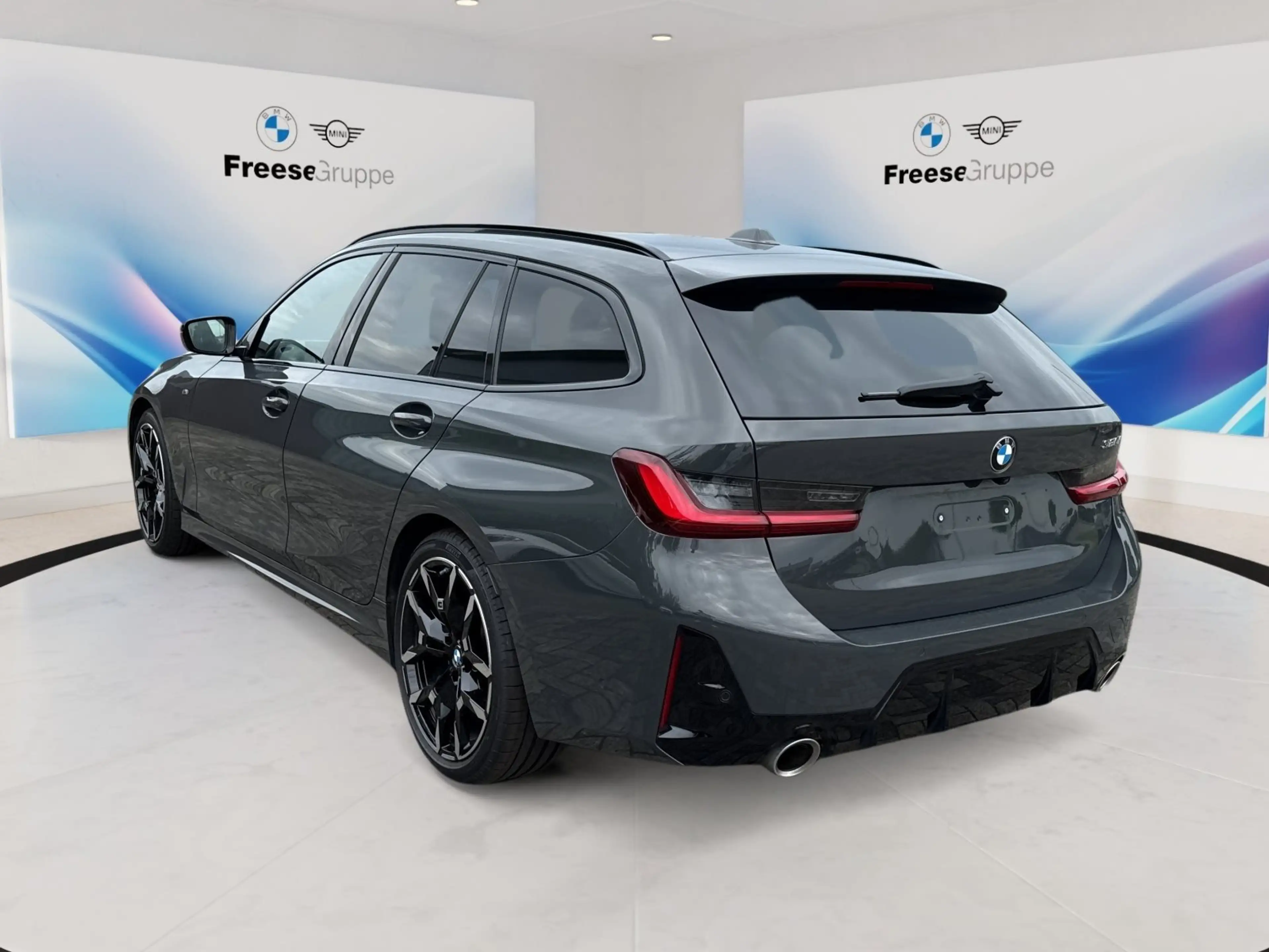 BMW 320 i Touring 360° HEAD-UP RFK HIFI LORDOSE LED — photo 4