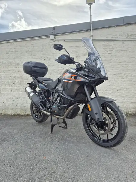 KTM 1090 ADVENTURE