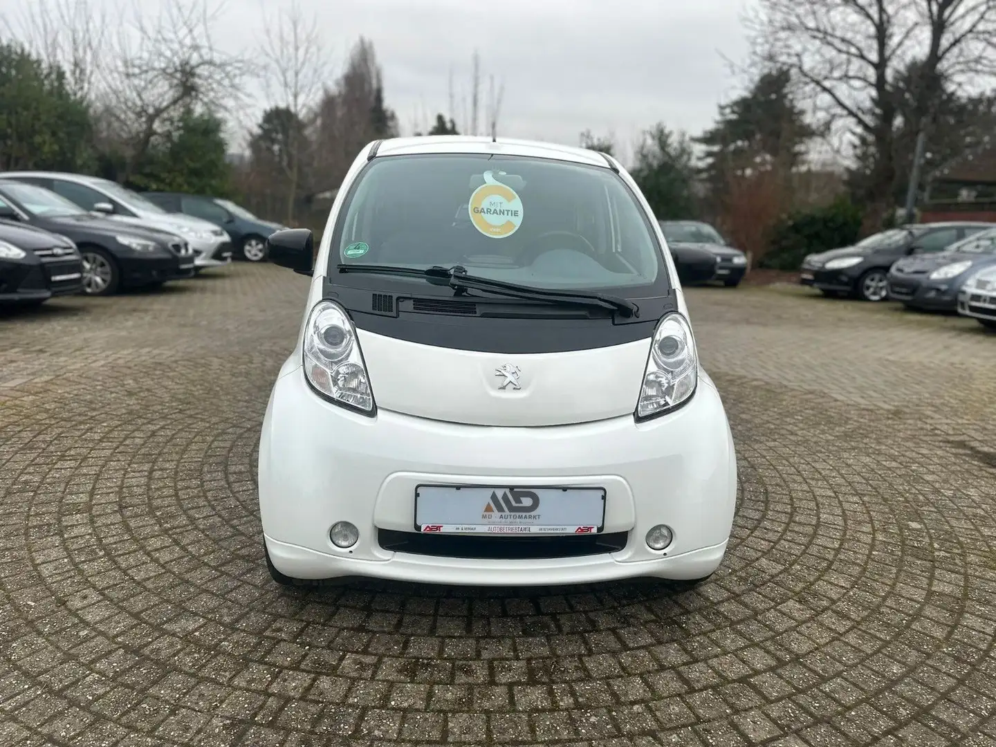 Peugeot iOn TÜV Neu, Garantie, 1.Hand, Automatik Weiß - 1