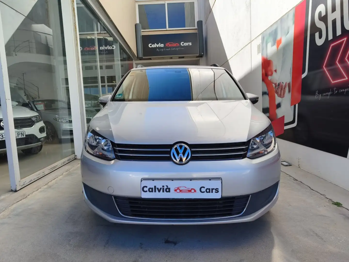 Volkswagen Touran 1.4 TSI Advance Gris - 2