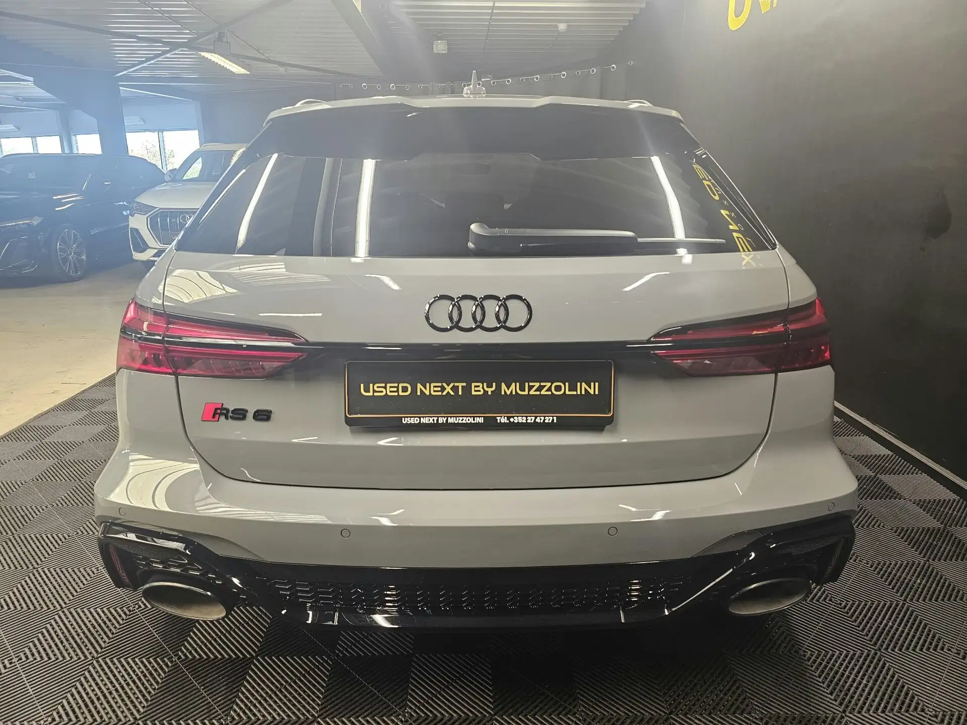 Audi RS6 4.0 TFSI 2024 화이트 사진 3