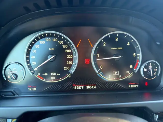 BMW X5 view 13
