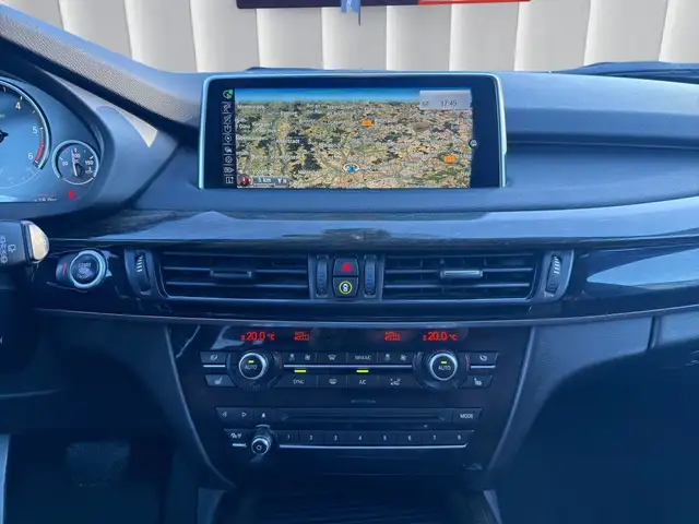 BMW X5 view 14
