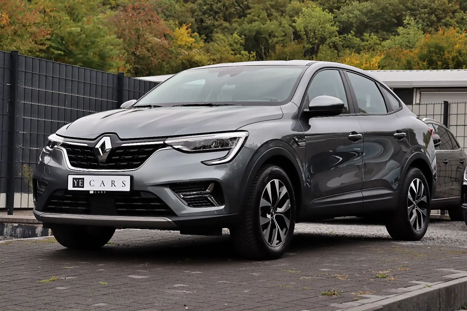 Renault Arkana Zen *LED*NAVI*RFK*DAB+*TEMPOMAT* Gris - 1