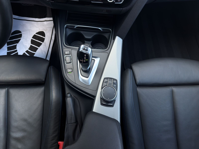 BMW 320 d xDrive M-Sport Aut. — photo 12