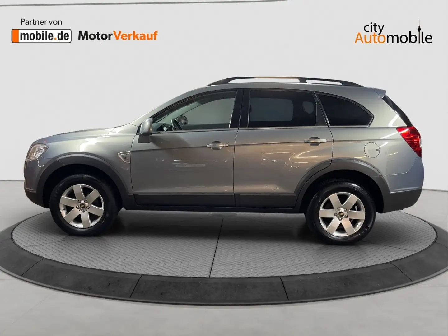 Chevrolet Captiva 2.4 LS 2WD/7-Sitzer/Leder/Tempomat/PDC Blau - 2