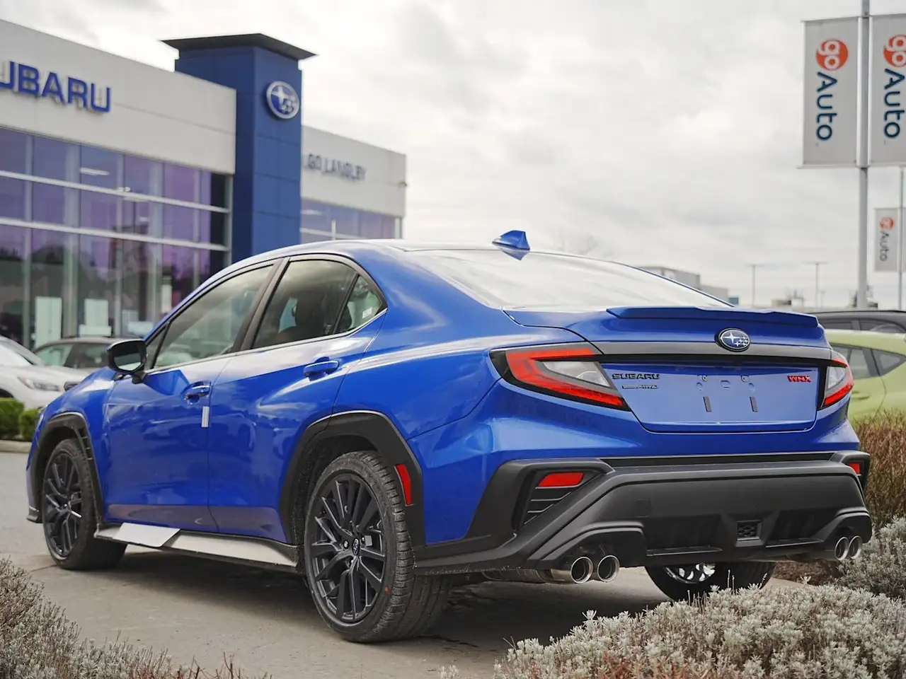 Subaru WRX снимка Subaru WRX