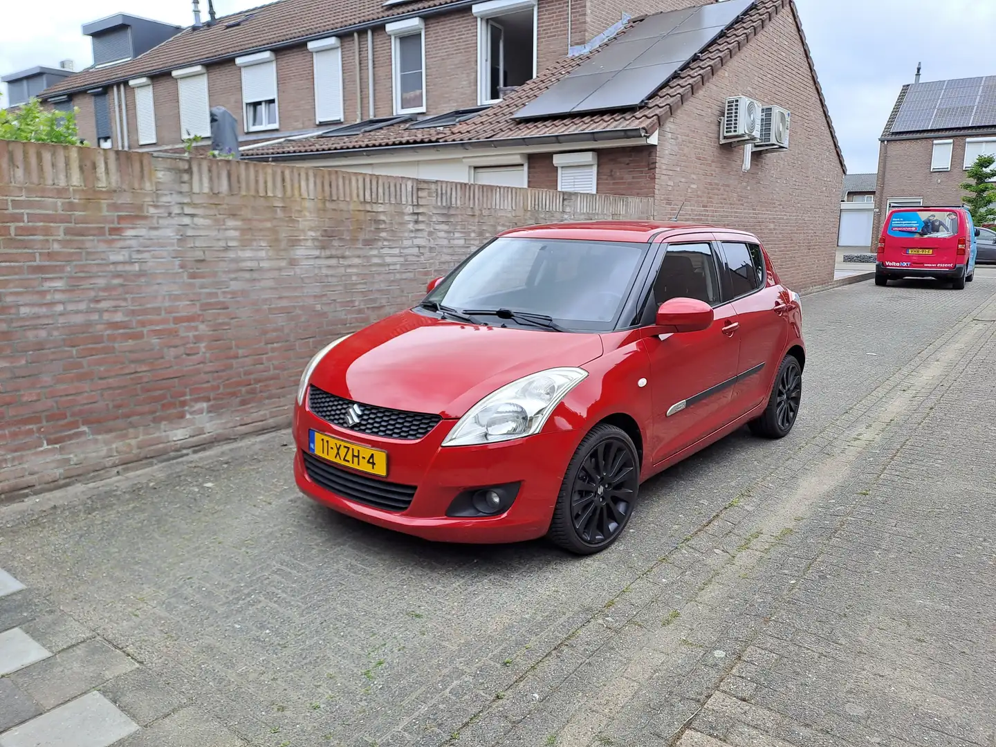 Suzuki Swift Swift 1.2 Exclusive EASSS Červená - 1
