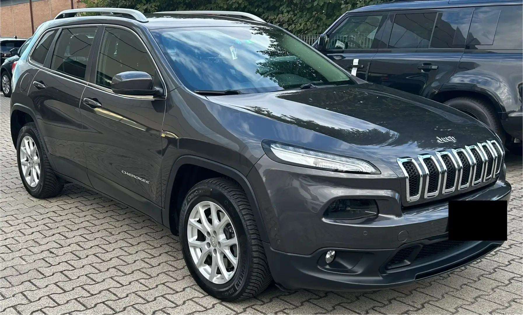 Jeep Cherokee Cherokee 2.2 Mjt II 185 CV 4WD Active Drive I Long Schwarz - 1