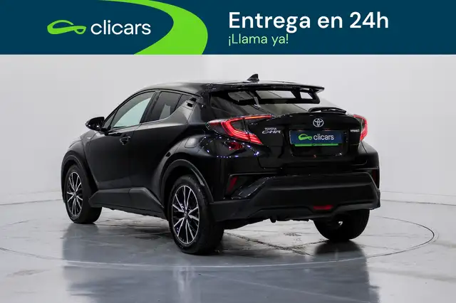 Toyota C-HR view 9