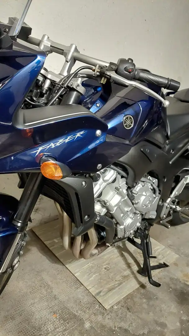 Yamaha FZ 1 Fazer Blau - 2