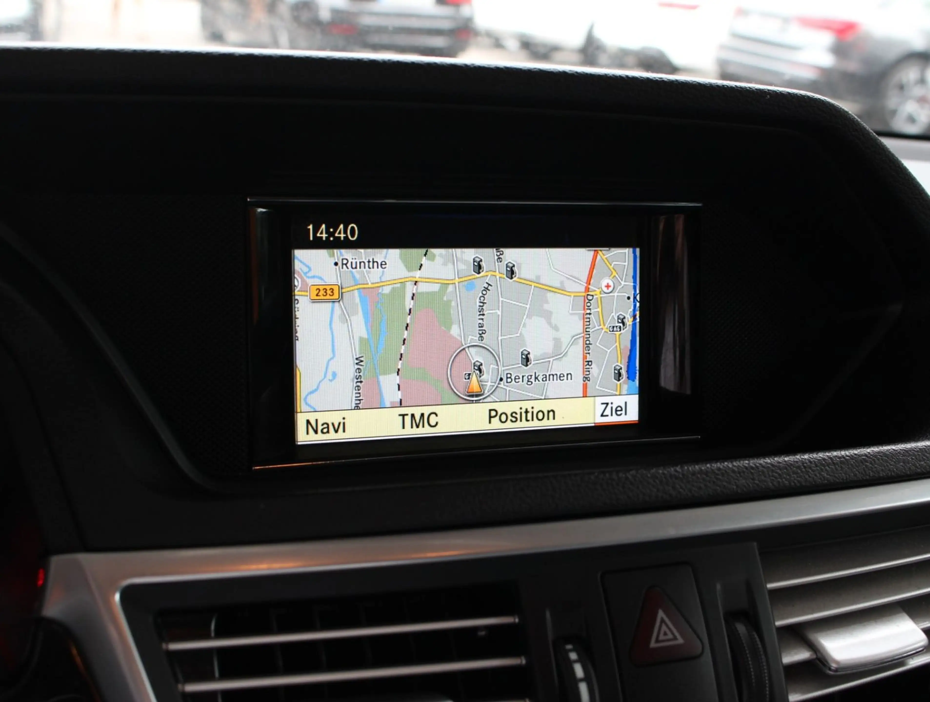 Mercedes-Benz E 250 T CDI Avantgarde Distronic + AHK + ILS — photo 10