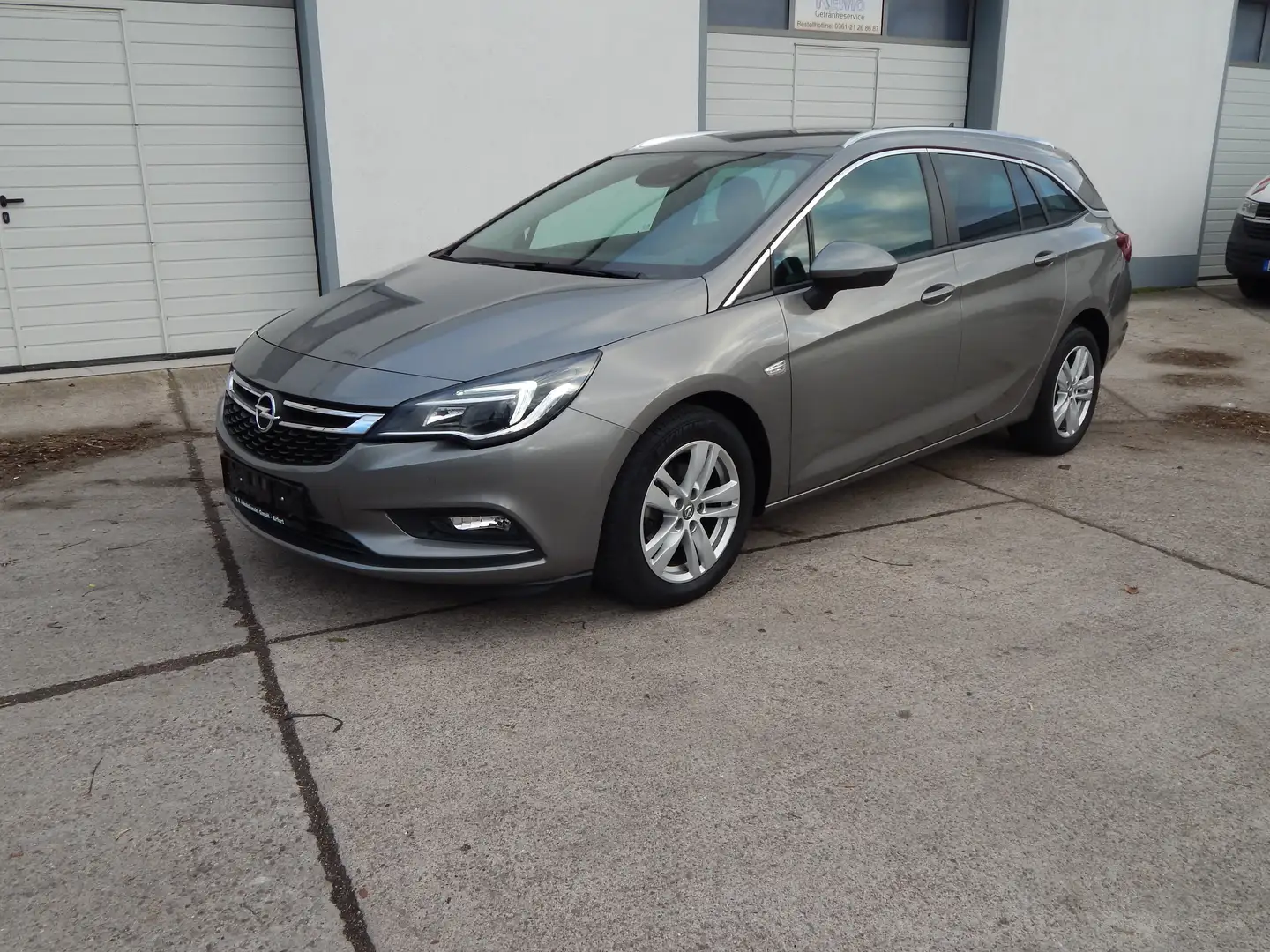 Opel Astra Edition Start/Stop*LM*85000 TKM*SITZH*LENKRAH*NAVI Grau - 1