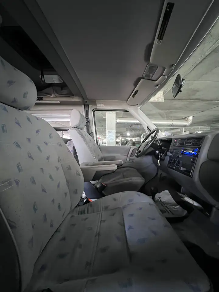 Volkswagen Eurovan снимка Volkswagen Eurovan