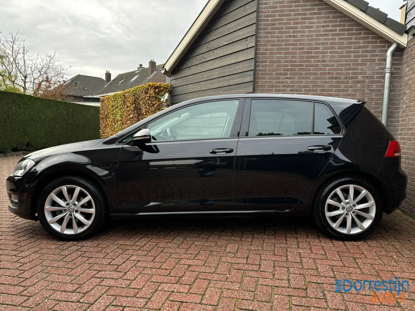 Volkswagen Golf 1.2 TSI Highline | Camera | PDC | CarPlay | NAP Noir - 2