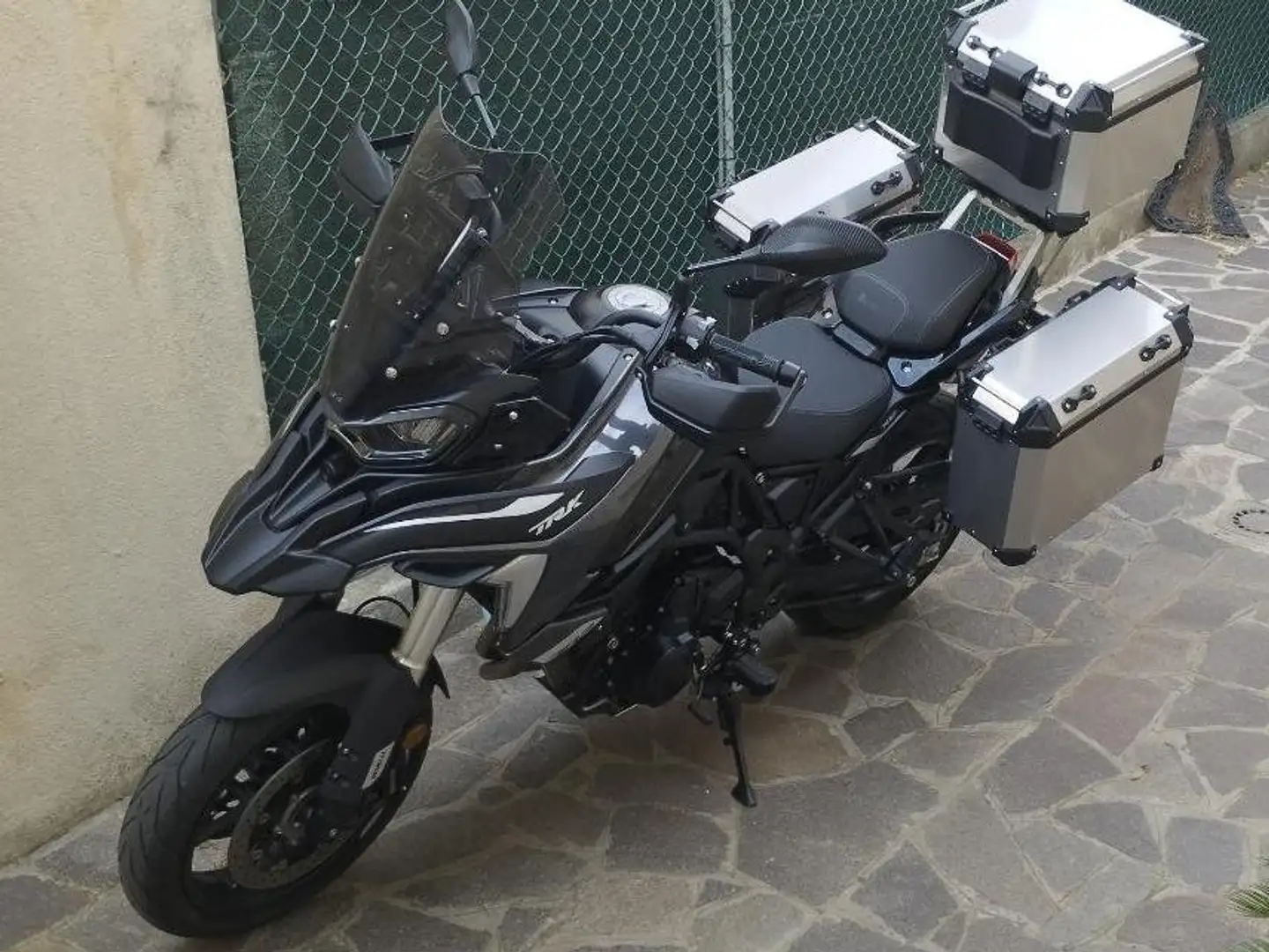 Benelli TRK 702 Stradale Fekete - 2