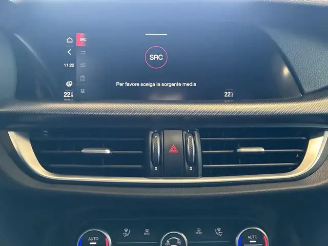 Alfa Romeo Stelvio view 10