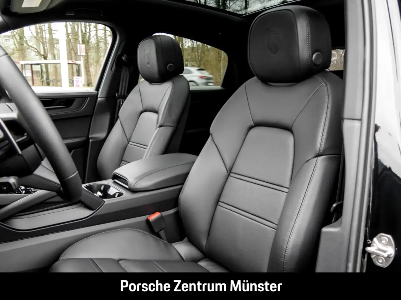 Porsche Cayenne E-Hybrid Coupe Black Edition InnoDrive 8