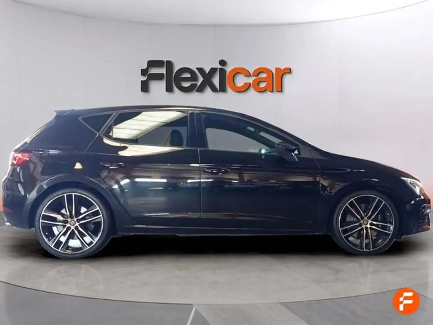SEAT Leon ST 2.0 TSI S&S Cupra DSG7 290 Negro - 2