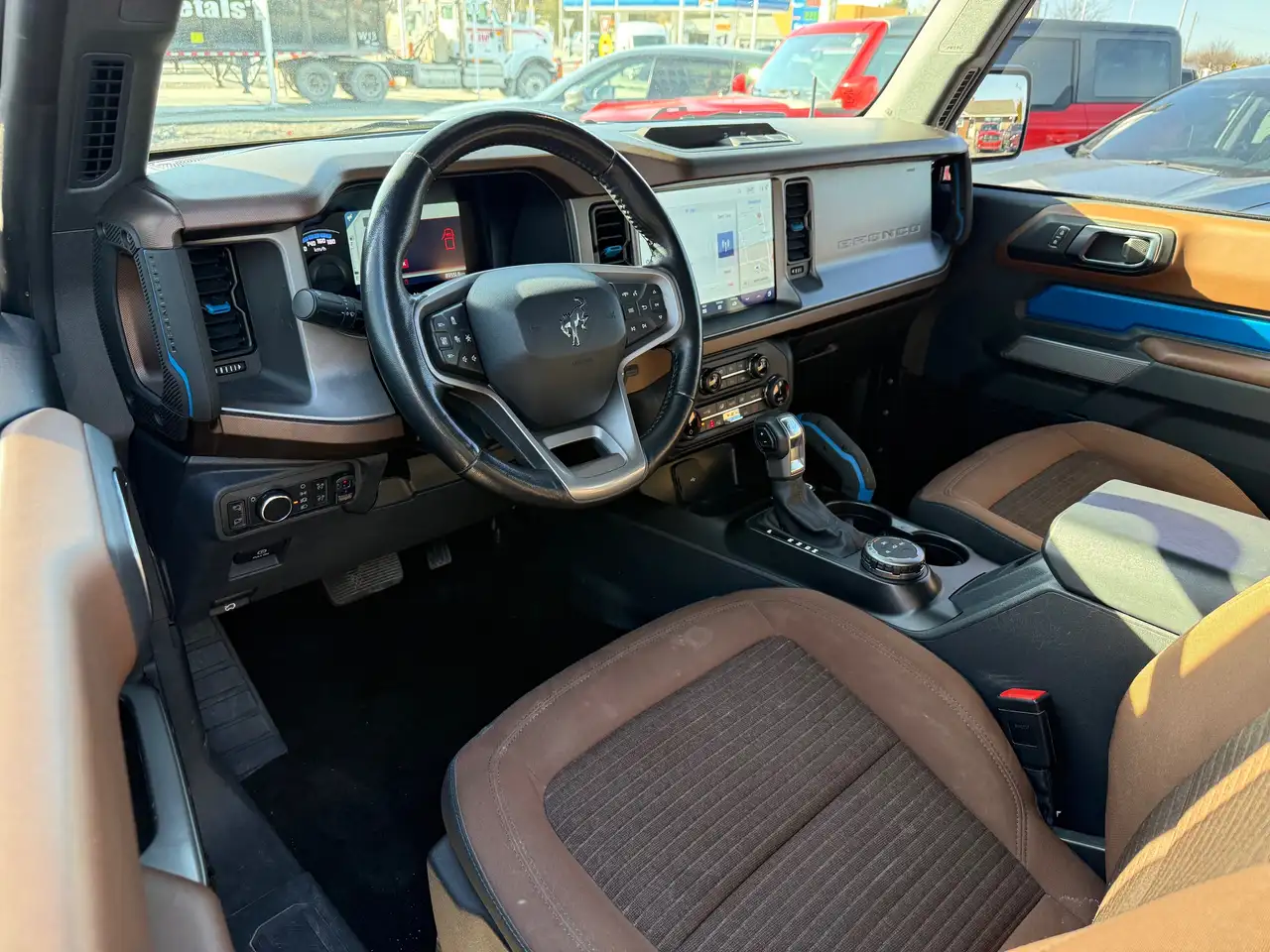 Ford Bronco снимка Ford Bronco