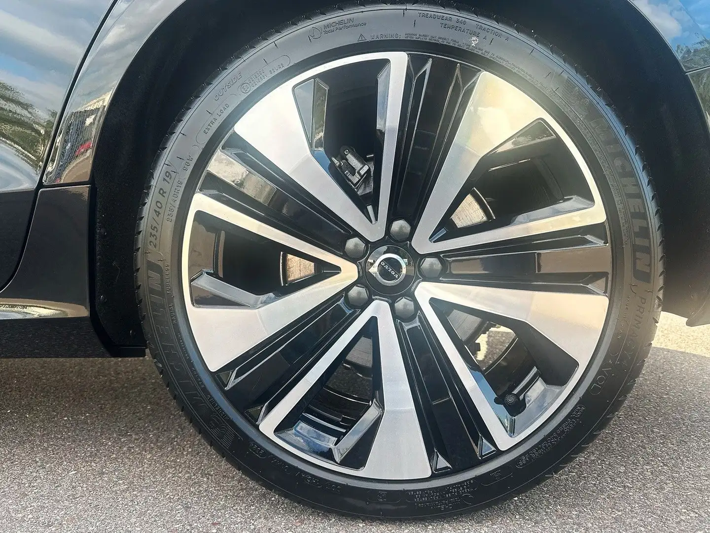 Volvo V60 B4 Mild-Hybrid Core ACC BLIS LED Negro - 2